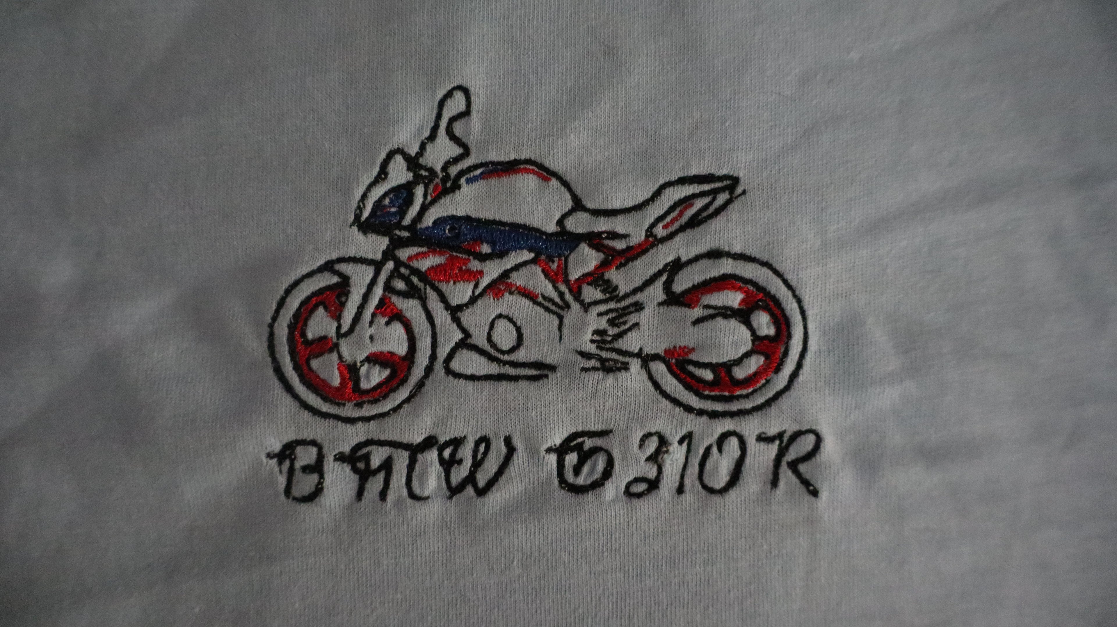 T-shirt moto personnalisé