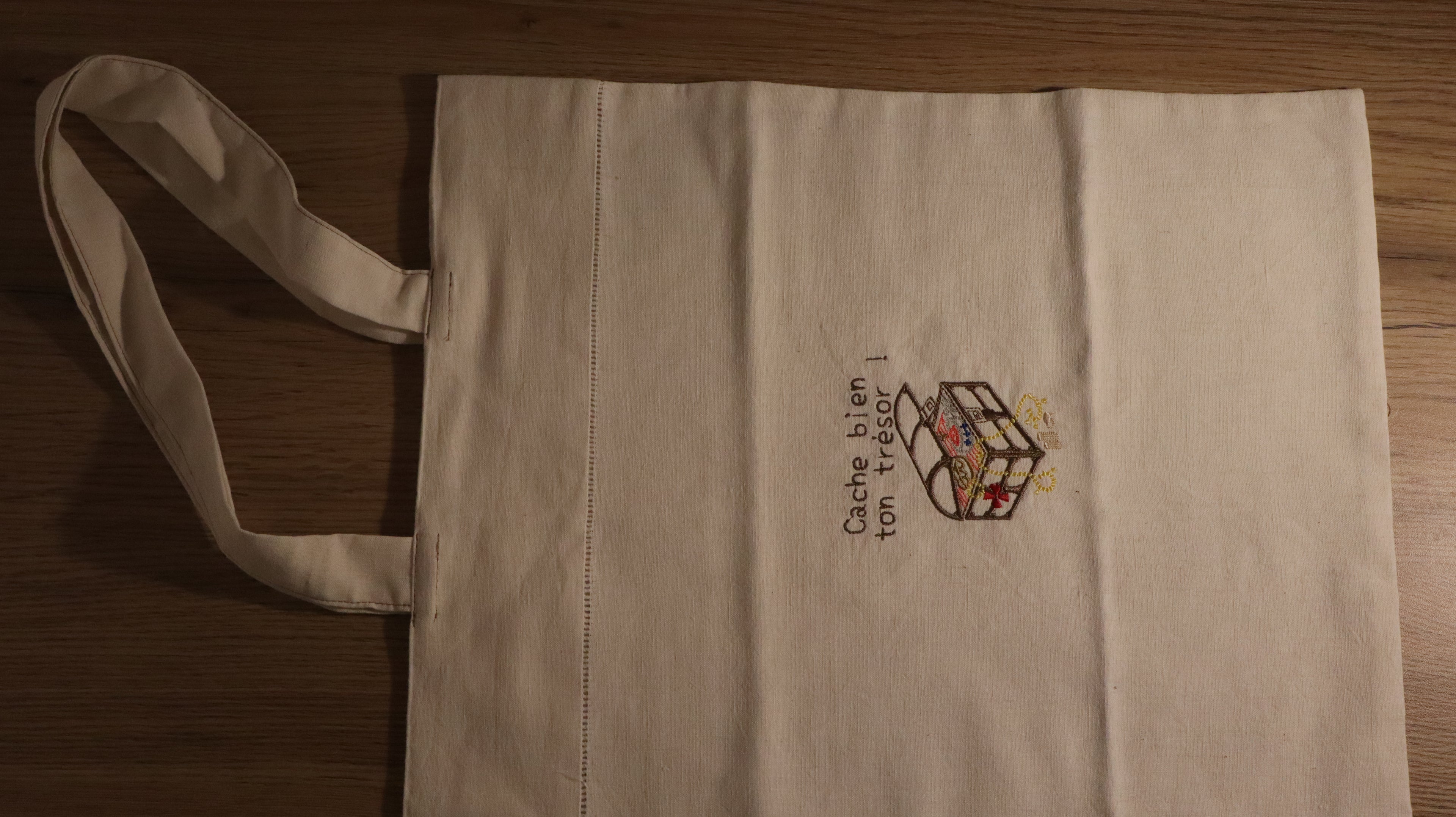 Tote bag Cache bien ton trésor