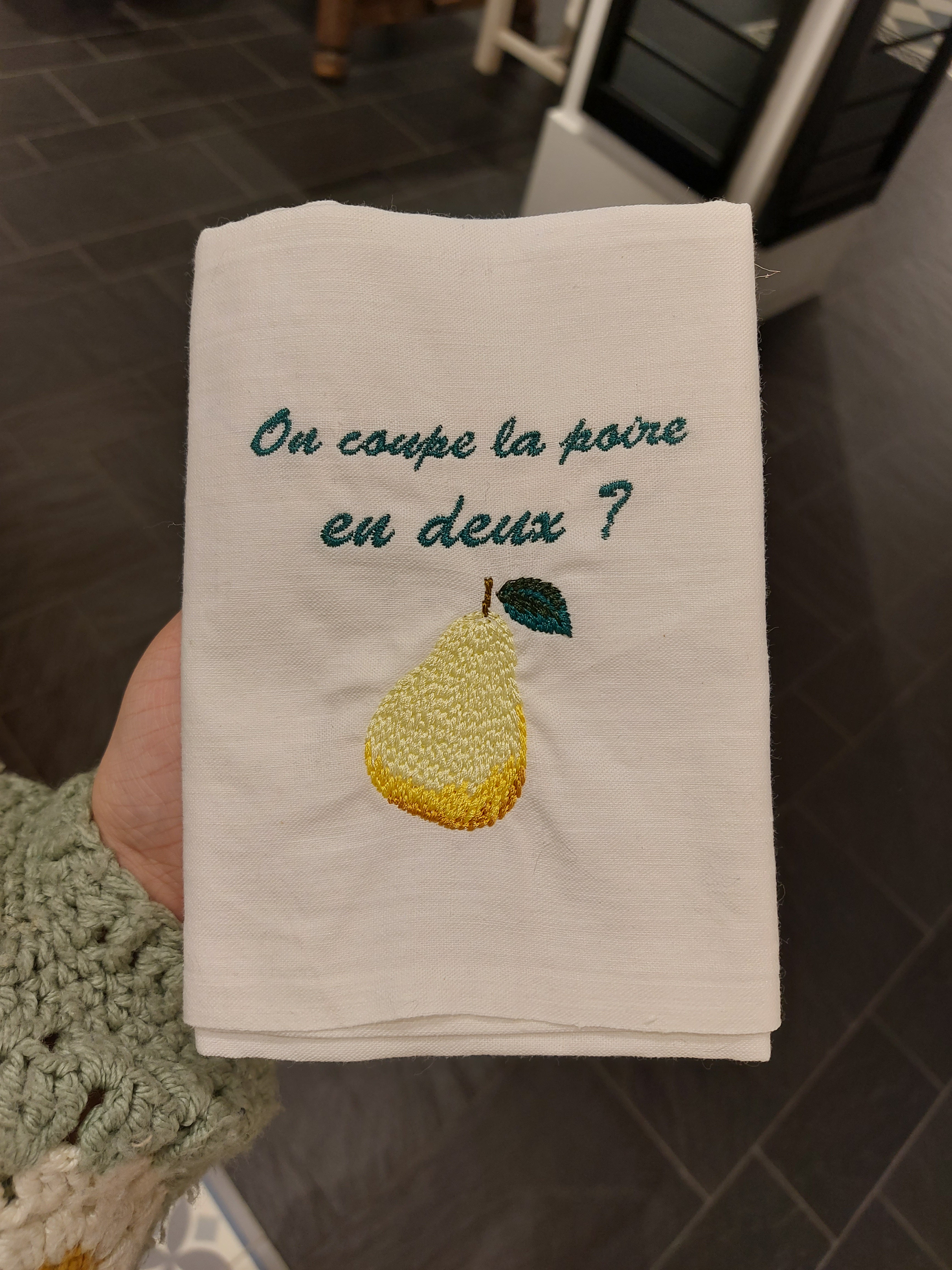 Torchon On coupe la poire en deux ?