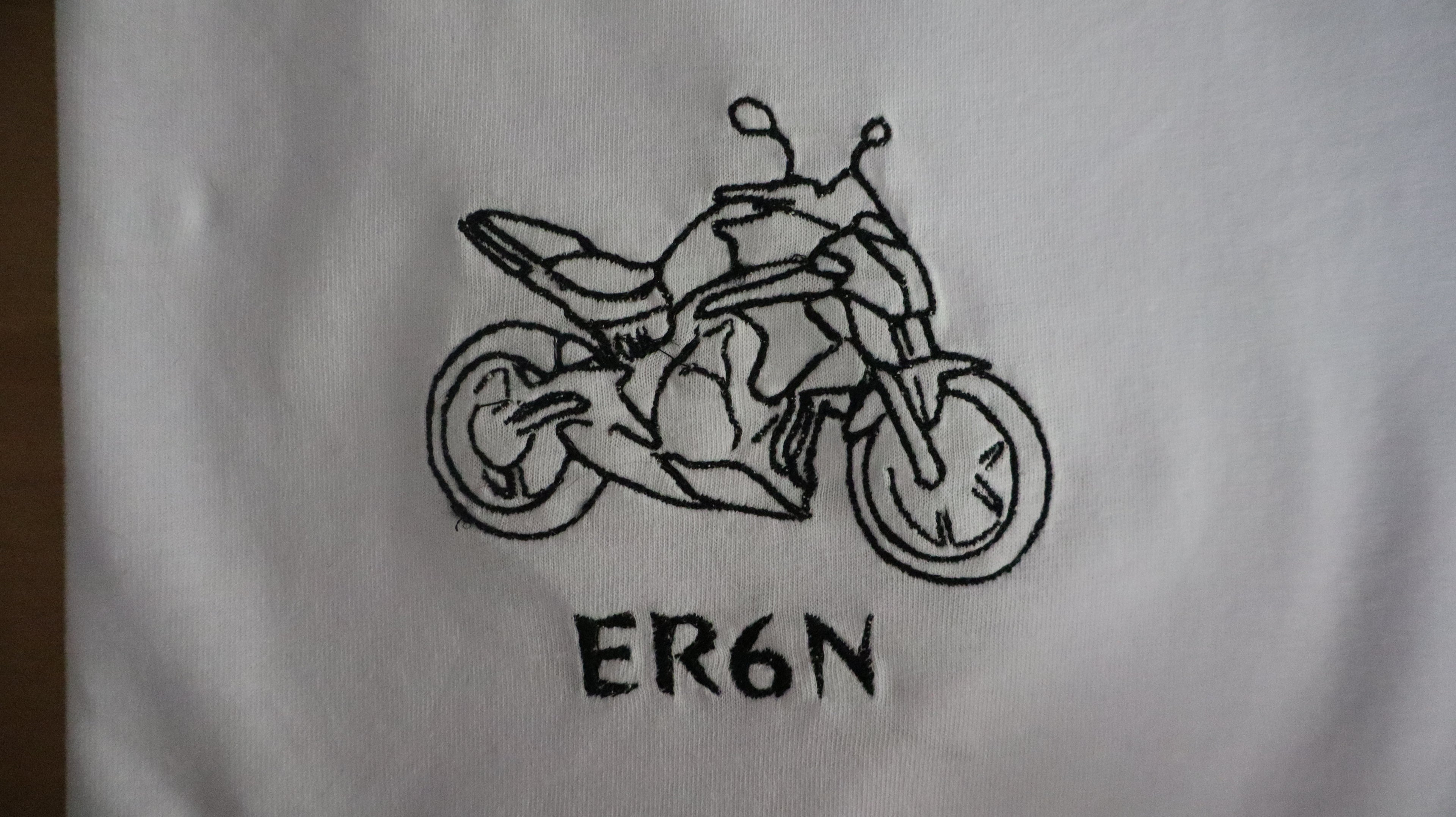 T-shirt moto personnalisé