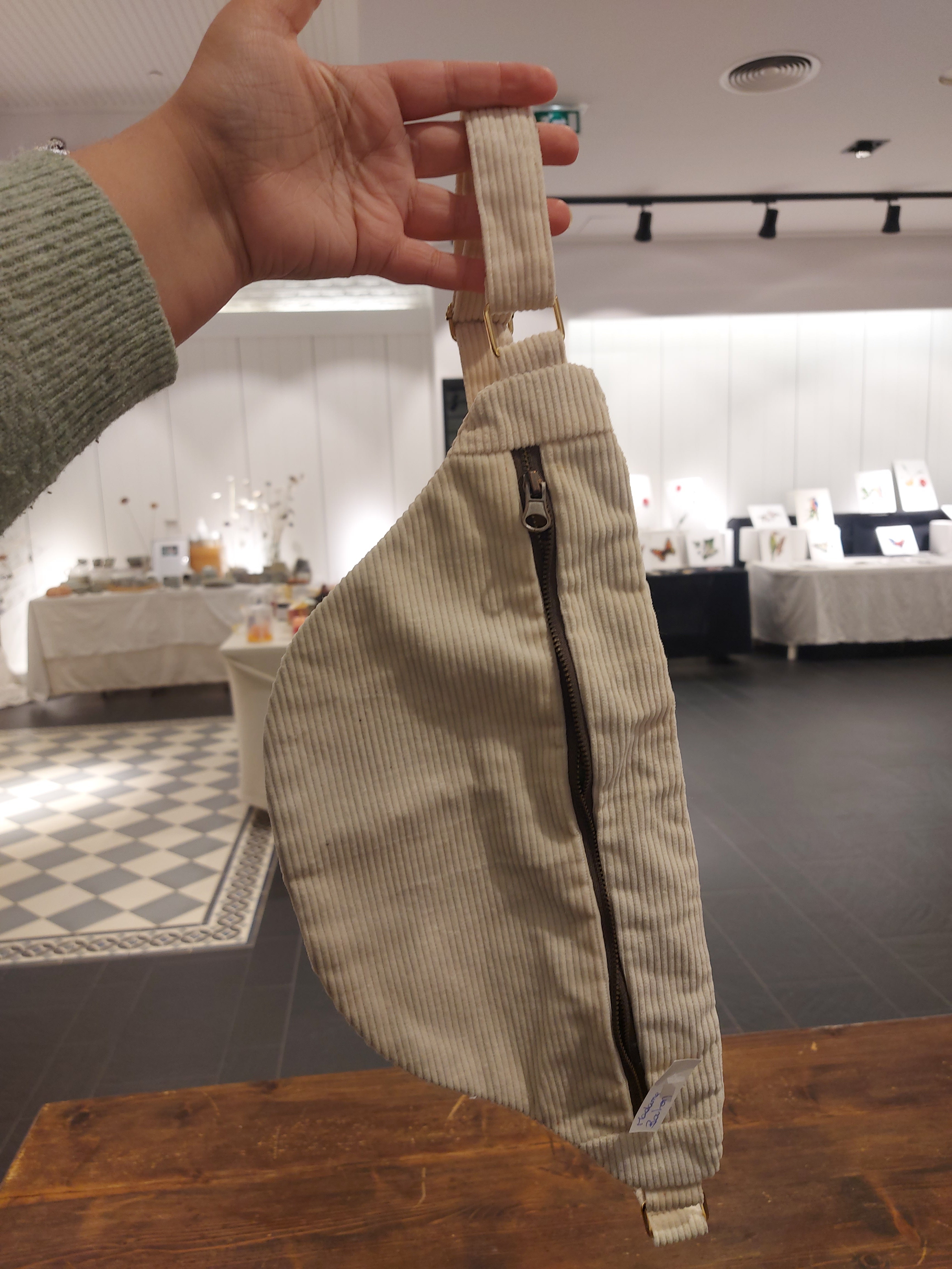 Sac banane velours blanc crème